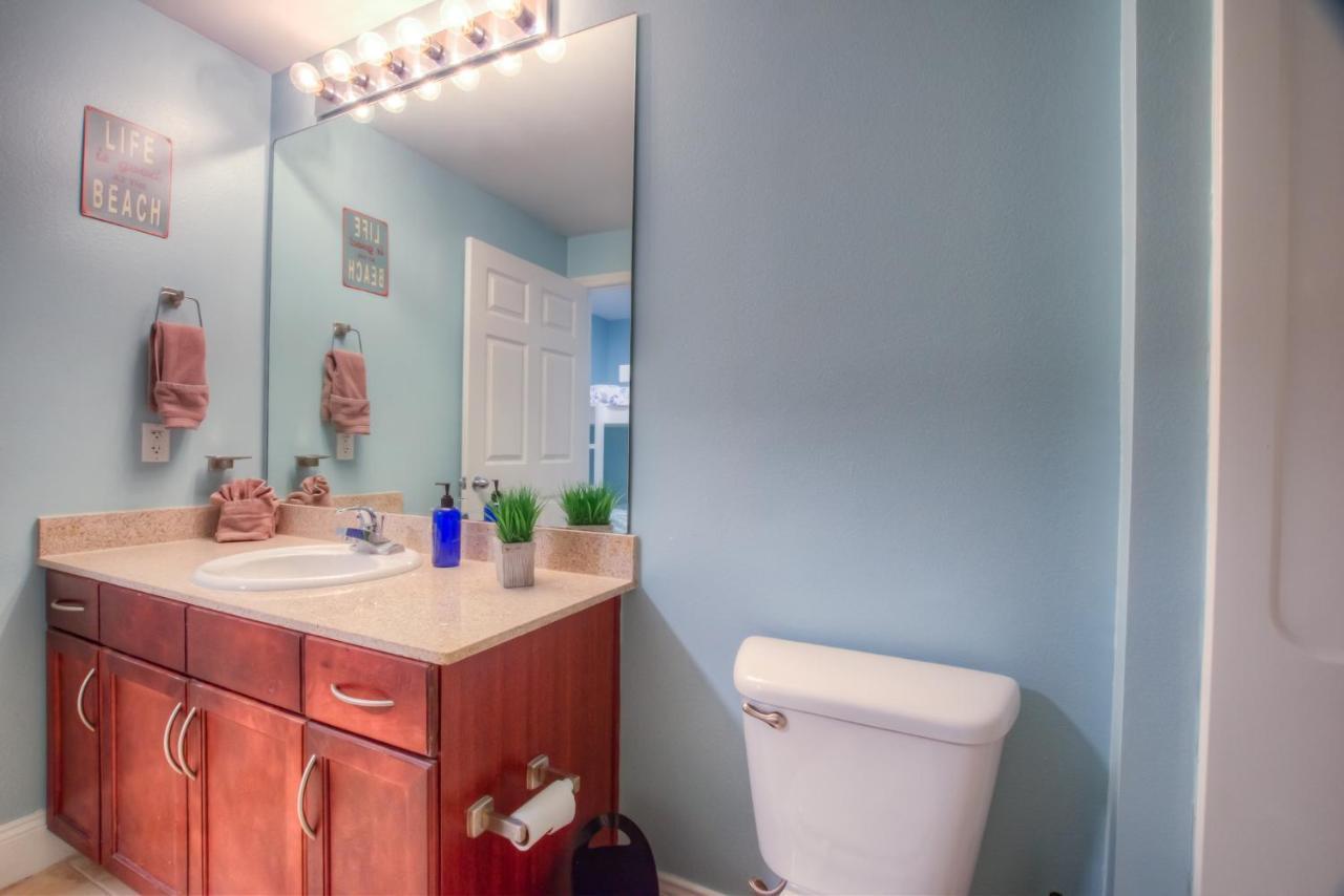 Laketown Wharf 1436 By Aneliya Holiday home
