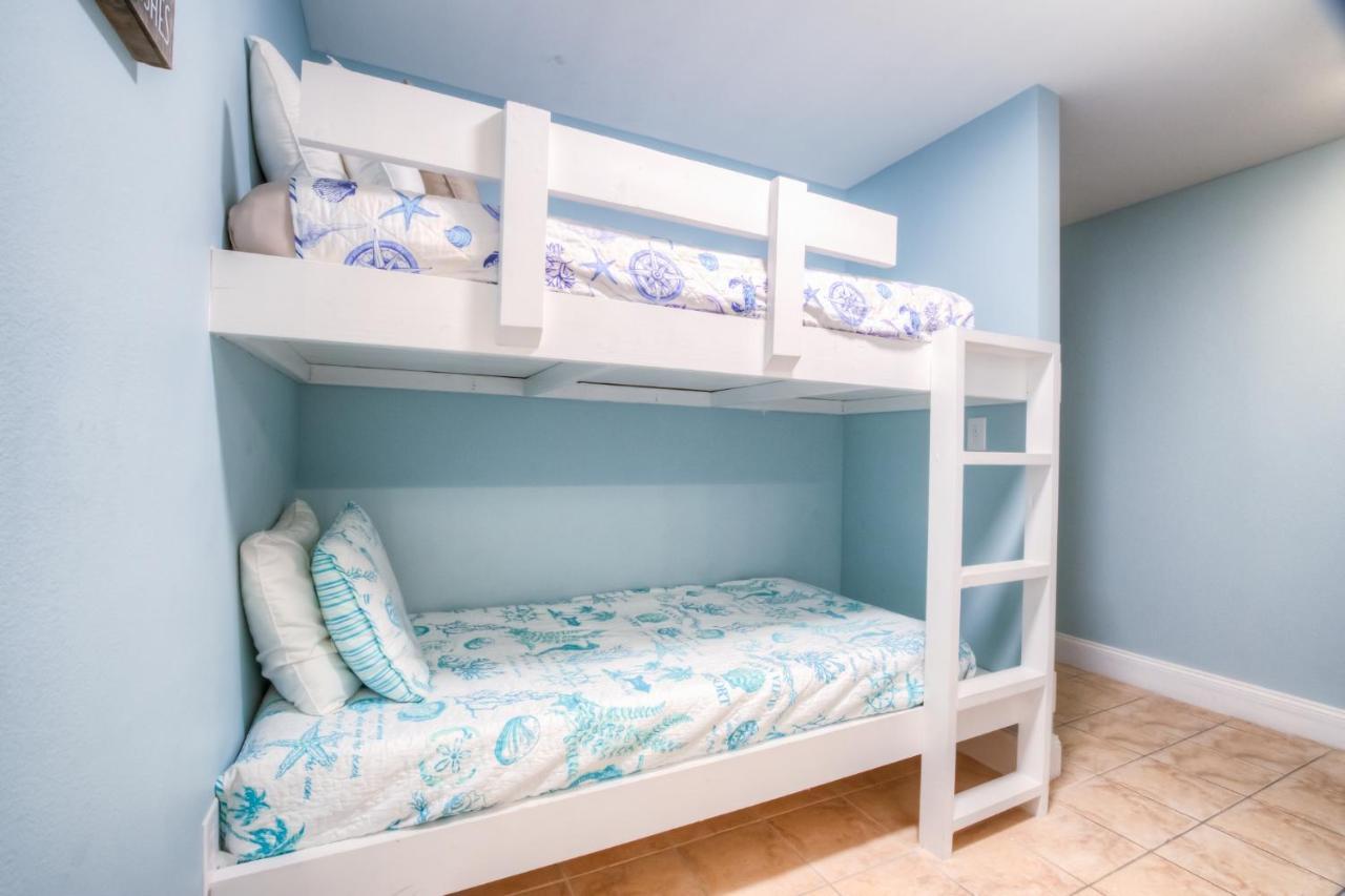 Laketown Wharf 1436 By Aneliya Holiday home *