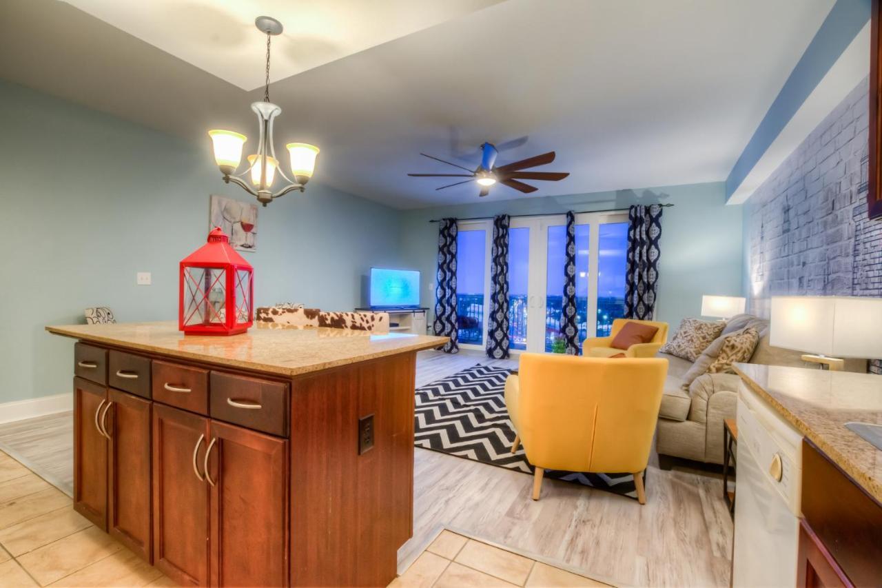 Laketown Wharf 1436 By Aneliya Holiday home *